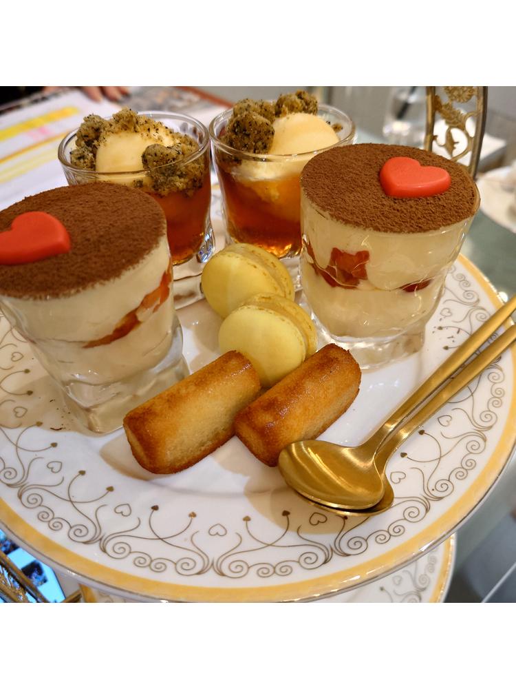 セント・ラファエロチャペル御堂筋