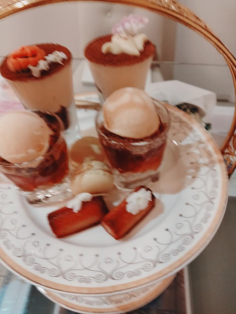 セント・ラファエロチャペル御堂筋