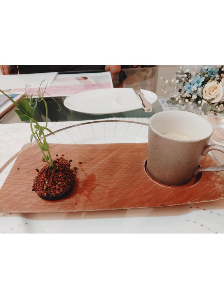 セント・ラファエロチャペル御堂筋