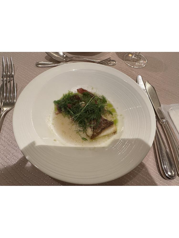 セント・ラファエロチャペル御堂筋