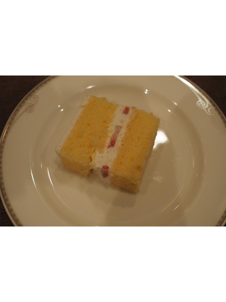 ザ ストリングス表参道