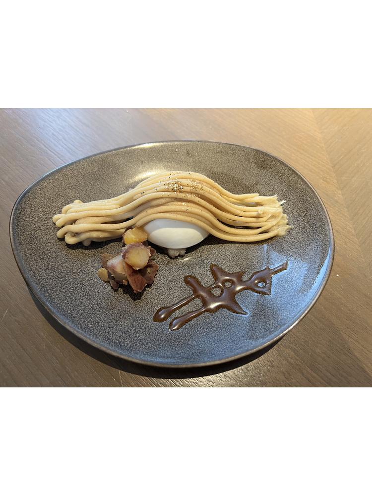 ザ ストリングス表参道