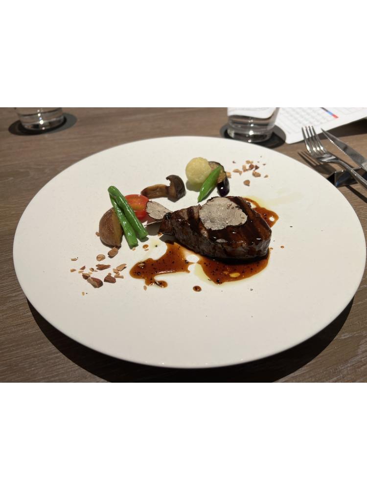 ザ ストリングス表参道