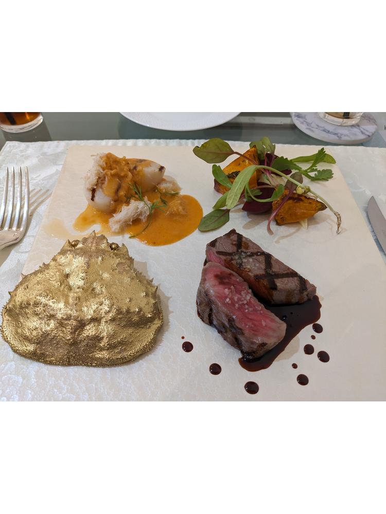 セント・ラファエロチャペル御堂筋