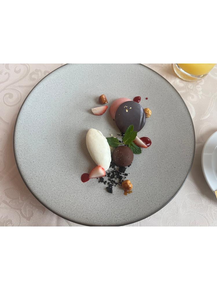 The 33 Sense of Wedding