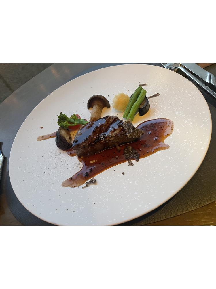 ザ ストリングス表参道