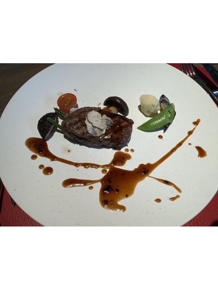 ザ ストリングス表参道