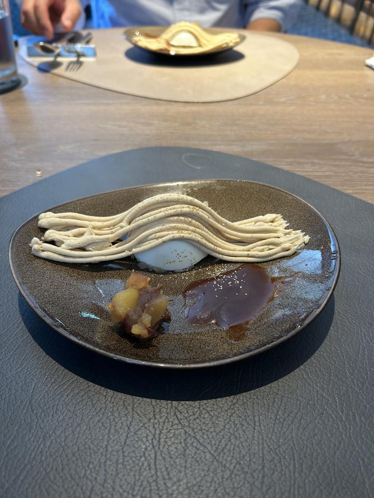 ザ ストリングス表参道