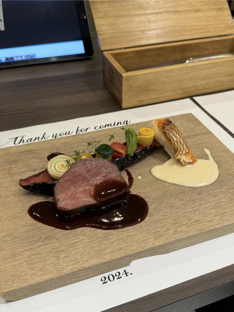 ラグナヴェール 大阪