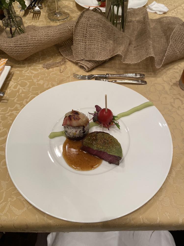 ブルーミントンヒル