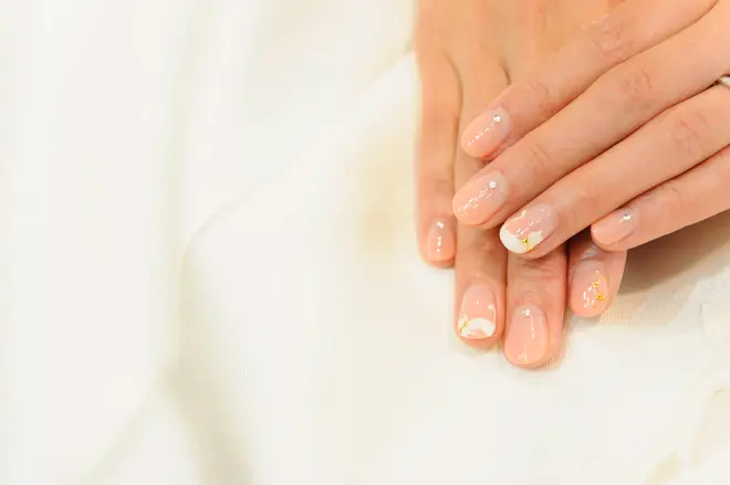 ブライダルネイルってどんなネイル いつやるべき みんなのウェディングニュース